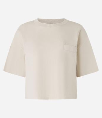 Camiseta Curta em Algodão com Bolsinho e Mangas Largas