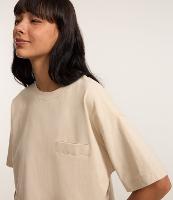 Camiseta Curta em Algodão com Bolsinho e Mangas Largas - 2