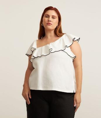 Blusa em Crepe com Babados no Decote e Costura Contrastante Curve & Plus Size