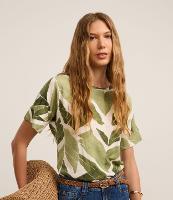 Camisa em Viscose com Estampa Folhagem de Efeito Estonado - 2
