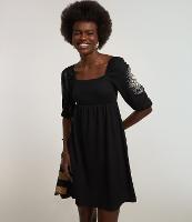 Vestido Curto Texturizado com Bordado Floral - 2