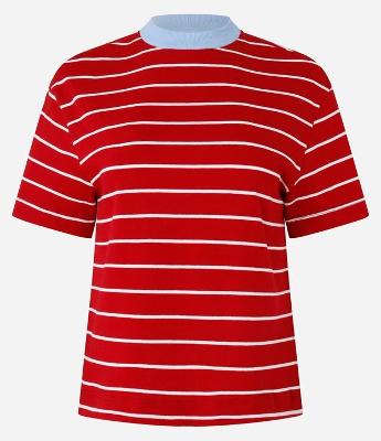 Camiseta Listrada em Malhão com Gola Contrastante