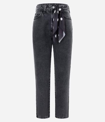 Calça Mom Comfort em Jeans com Lenço Poá