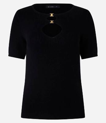 Blusa Ajustada em Tricô com Aberturas Afiveladas