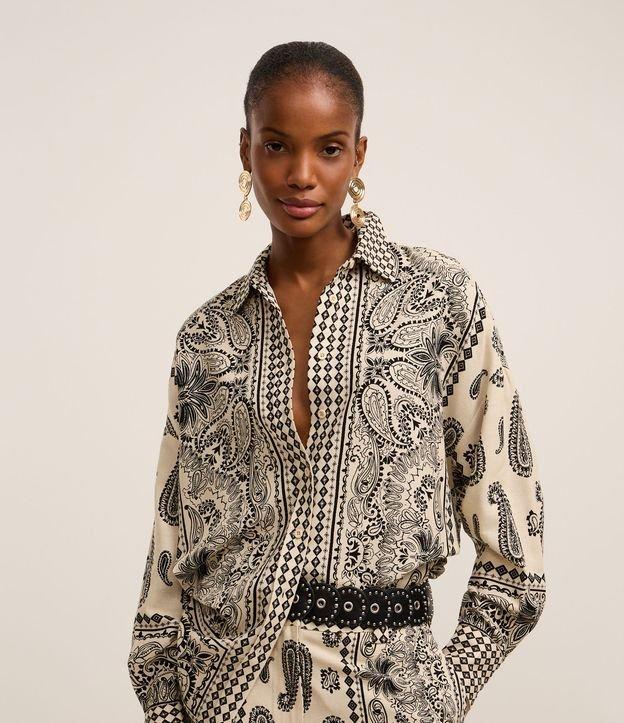 Camisa Alongada em Viscolinho com Estampa Abstrata - 2