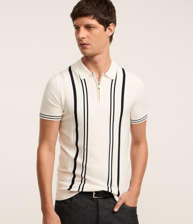 Camisa Polo Slim em Tricô com Estampa Listrada e Zíper na Gola - 1