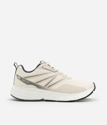 Tênis Esportivo Corrido em Material Sintético com Recortes