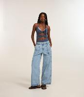 Calça Loose Cintura Baixa em Jeans com Bolso Carpinteiro - 2