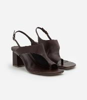 Sandália em Couro com Salto Bloco - 1