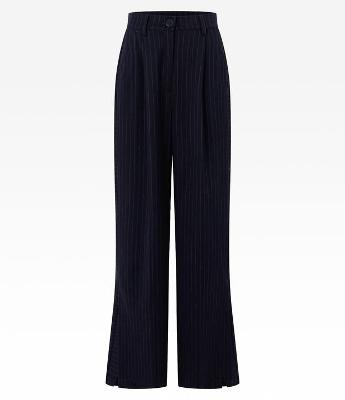 Calça Pantalona em Alfaiataria com Listras