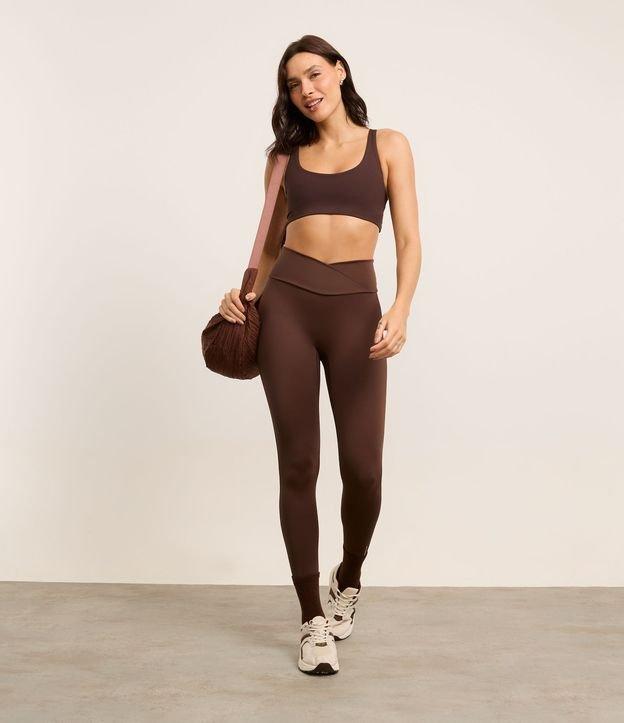 Calça Legging Esportiva em Microfibra com Cós Transpassado - 1