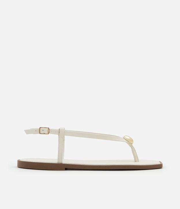 Sandália Rasteira com Tiras Finas e Detalhe Bold - 1