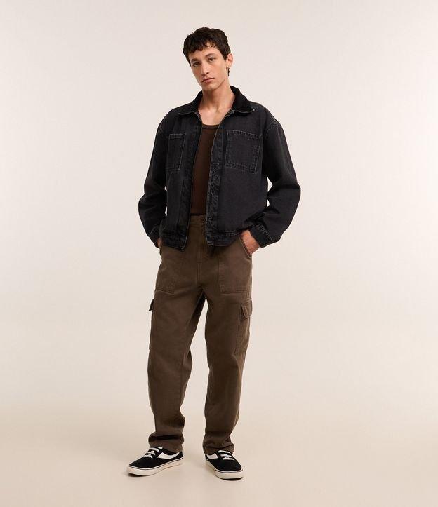 Calça Baggy em Sarja com Bolso Cargo - 2