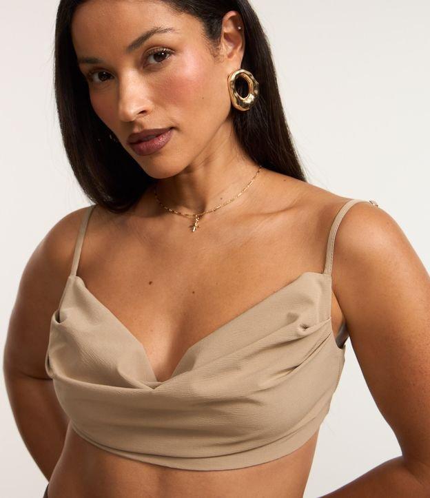 Blusa Cropped em Alfaiataria com Decote Degagê e Amarração nas Costas - 2