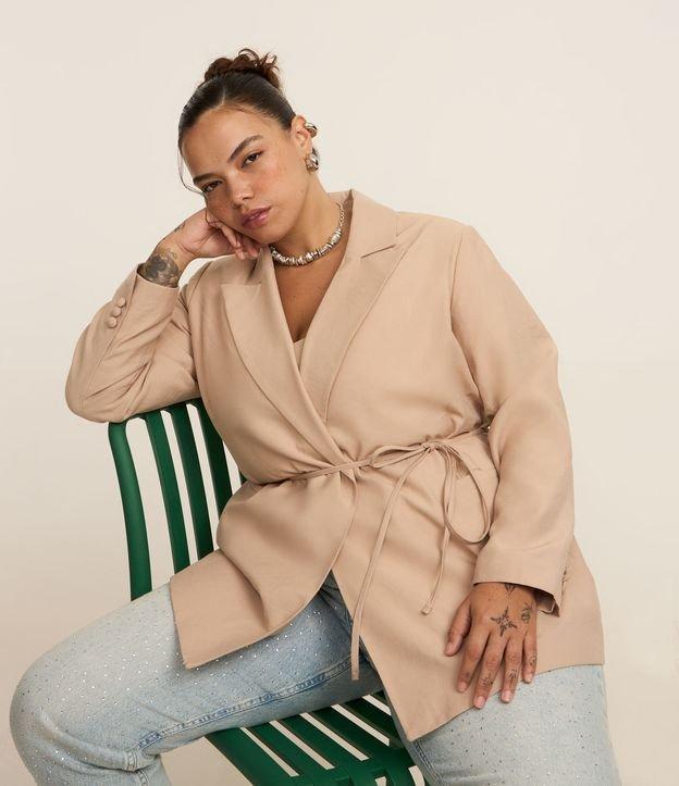 Blazer Alfaiataria com Amarração na Cintura Curve & Plus Size - 1
