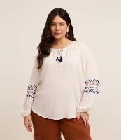 Blusa Bata em Viscose com Estampa Étnica e Tassel Curve & Plus Size - 1