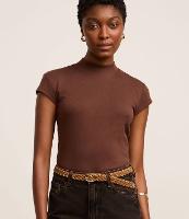 Blusa em Ribana com Golinha Alta e Manga Curta - 3