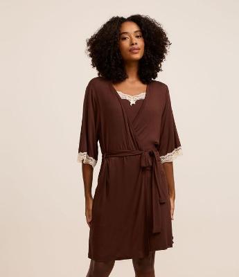 Robe Curto em Viscolycra com Renda na Manga