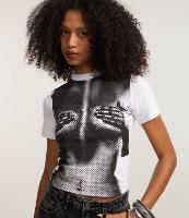 Blusa Baby Look em Algodão com Estampa Corpo - 2