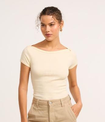 Blusa em Ribana com Manga Curta