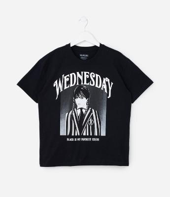 Camiseta Infantil com Estampa Wandinha e Lettering em Foil - Tam 5 a 14 Anos