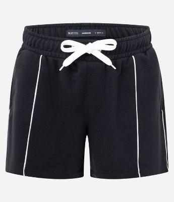 Bermuda Oversized em Moletom com Estampa localizada e Frisos