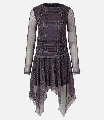 Vestido Curto em Tule Xadrez com Pontas