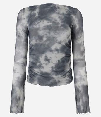 Blusa em Tule com Fruru e Estampa Manchadinha