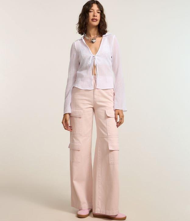Blusa em Gaze Texturizada com Abertura e Amarração Frontal - 2