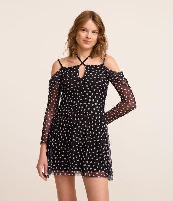 Vestido Curto em Tule Ombro a Ombro com Estampa Poá