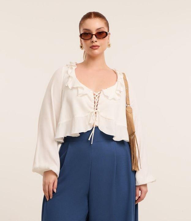 Blusa em Viscose com Amarração Frontal e Babados Curve & Plus Size - 2