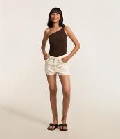 Short em Sarja com Bolsos Duplos e Pingente de Conchinha - 2