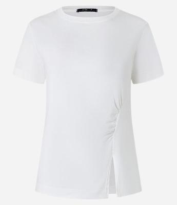 Blusa em Algodão com Fenda e Recorte Franzido na Barra