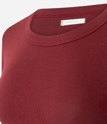 Blusa Básica Canelada em Ribana com Gola Redonda