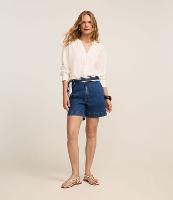 Short em Jeans com Cintura Alta - 2