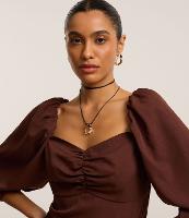 Blusa em Crepe com Decote Coração e Manga Ampla - 1