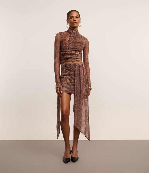 Saia Curta em Tule com Estampa Serpente e Lenço Lateral - 2