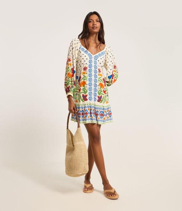 Vestido Curto em Chalis com Decote Coração e Estampa Floral - 2