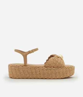 Sandália Flatform com Efeito Ráfia com Esfera