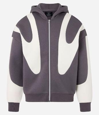 Casaco Boxy em Fleece com Cava Deslocada e Estampa Abstrata