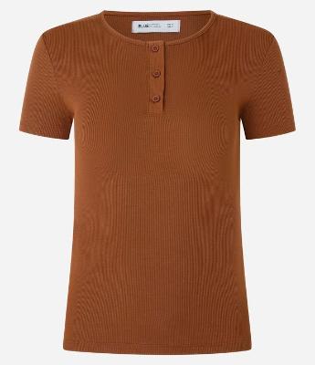 Blusa em Ribana com Botões na Gola