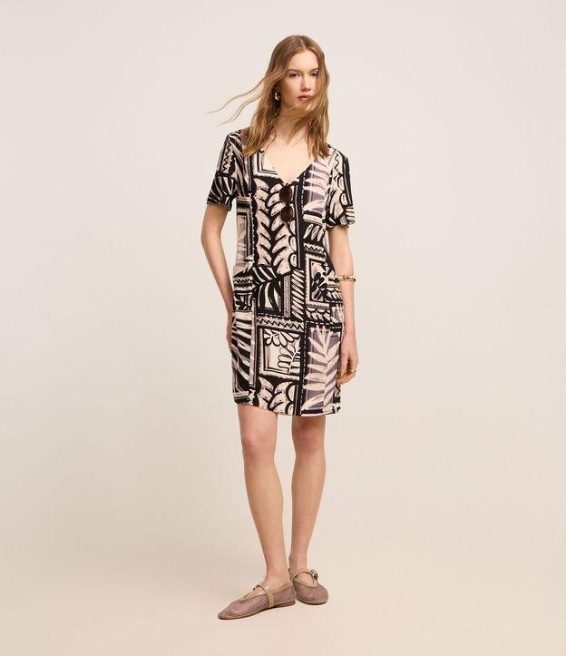 Vestido T-Shirt Curto em Viscolinho com Estampa Artística - 2