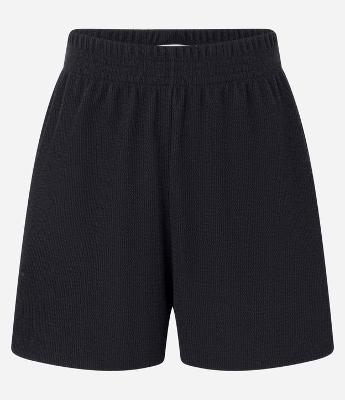 Short em Ribana com Bolsos Laterais