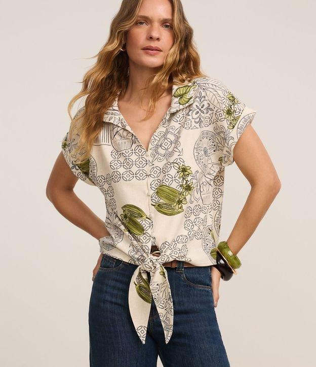 Blusa em Piquet com Amarração e Estampa Folhagem - 2