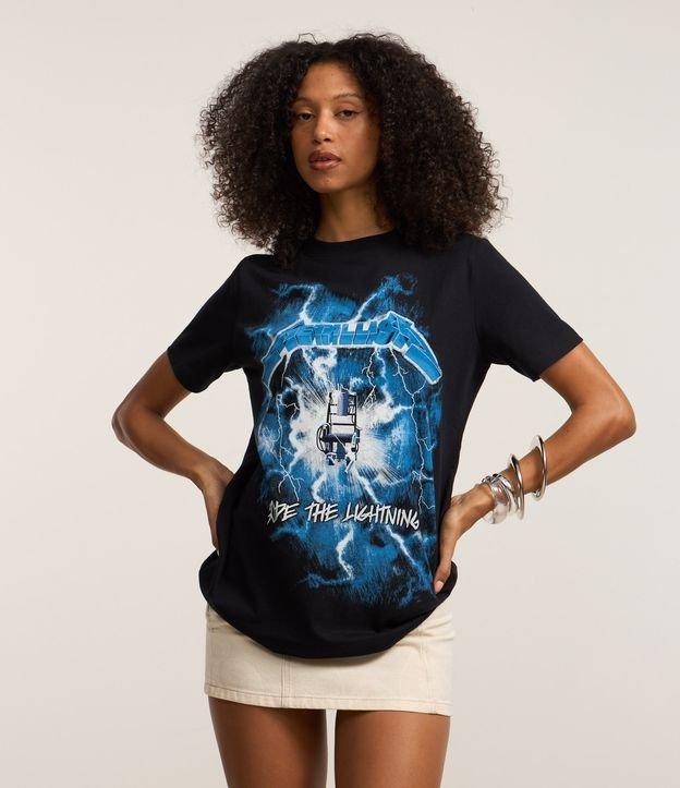 Camiseta Alongada em Algodão cm Estampa Banda Metallica - 2