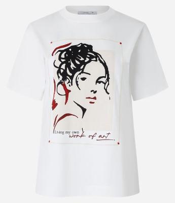 Blusa Slim em Algodão com Estampa Artística Retrato Rabiscado