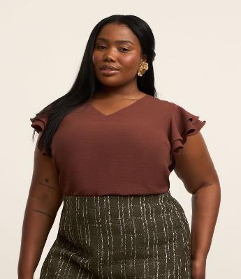 Blusa em Crepe com Babado na Manga Curve & Plus Size