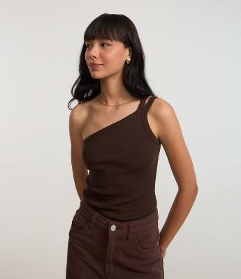 Blusa em Ribana com Um Ombro Só e Alça Dupla