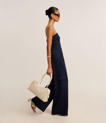 Calça Reta Cintura Baixa em Ponto Roma com Listras de Fio Tinto