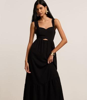 Vestido Evasê Midi em Airflow com Decote Coração